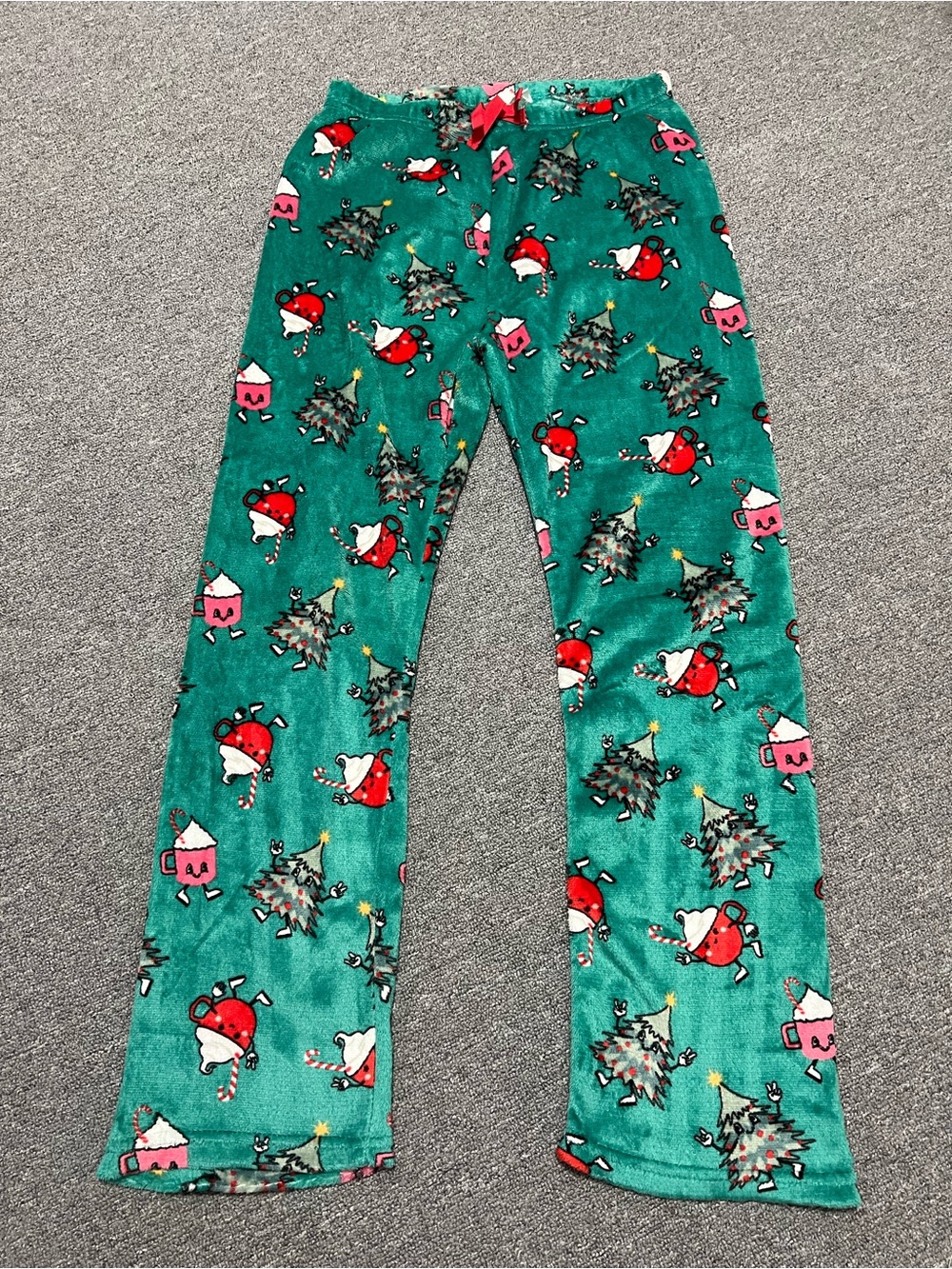 Green Holiday Fleece Pajama Pants - Festive Tree & Santa Print Women’s M